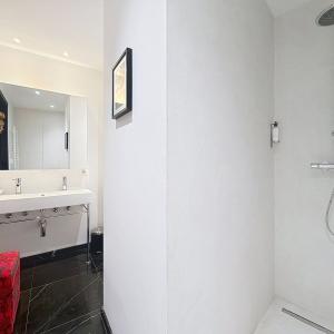 Sablon : Bel appartement 1 chambre remis à neuf et meublé