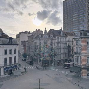 Sablon : Bel appartement 1 chambre remis à neuf et meublé