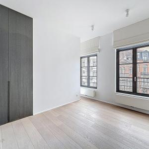 Sablon : Superbe appartement rénové, immeuble de caractère