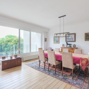 Cavell/ Churchill : Bel appartement 3 chambres + terrasse 