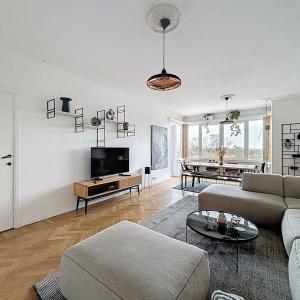 Forest Domaine : Bel appartement meublé de 3 chambres