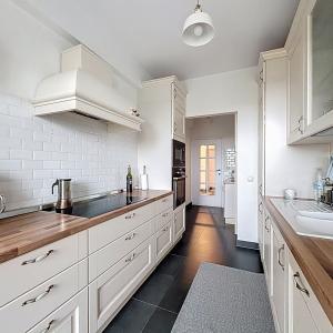 Forest Domaine : Bel appartement meublé de 3 chambres