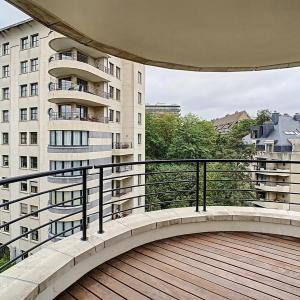 Parc Brugmann : Bel appartement 3 chambres + terrasse 