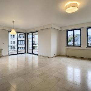 Parc Brugmann : Bel appartement 3 chambres + terrasse 