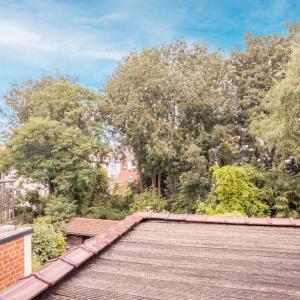 Merjay/Chatelain: maison à rénover 4 chbres - jardin