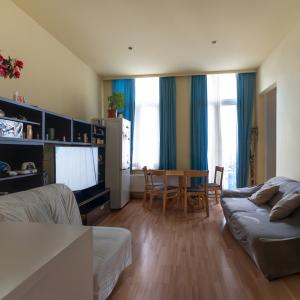 Quartier Européen – Immeuble à appartements (4 unités)