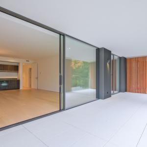 Hamoir: Superbe appartement 2 chambres, terrasse et parkings