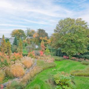 Hamoir: Superbe appartement 2 chambres, terrasse et parkings