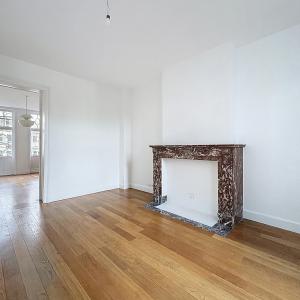 Lepoutre : Sublime triplex penthouse remis à neuf + terrasse