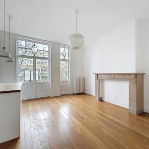 Lepoutre : Sublime triplex penthouse remis à neuf + terrasse