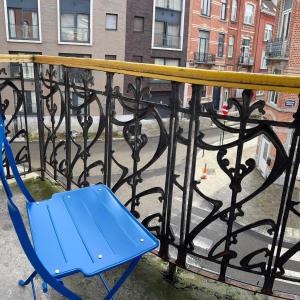Quartier Européen: Bel appartement 1 chambre meublé, balcon