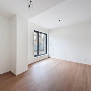 UNIQ / Quai au foin : Bel appartement neuf + terrasse