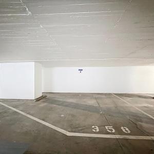 Quartier Européen : Emplacement de parking intérieur -3