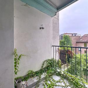 Square Ambiorix : Bel appartement rénové de 3 chambres