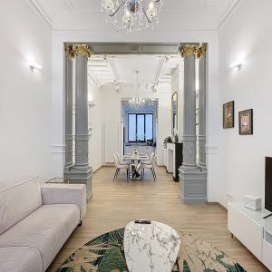 Quartier Européen – Superbe duplex 1 ch. + bureau meublé