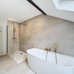 Vleurgat : Magnifique penthouse en arrière d’immeuble