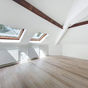 Vleurgat : Magnifique penthouse en arrière d’immeuble