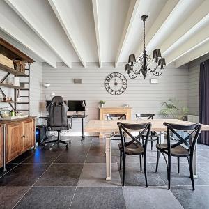 Centre de Bruxelles : magnifique maison + jardin + parking