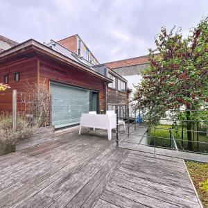 Centre de Bruxelles : magnifique maison + jardin + parking