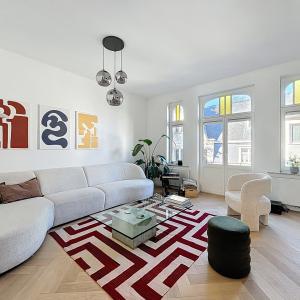 Hôtel des Monnaies : Superbe duplex penthouse meublé 3 ch.