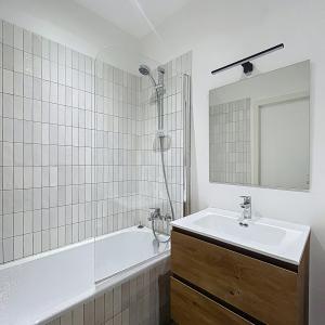 Hôtel des Monnaies : Superbe duplex penthouse meublé 3 ch.