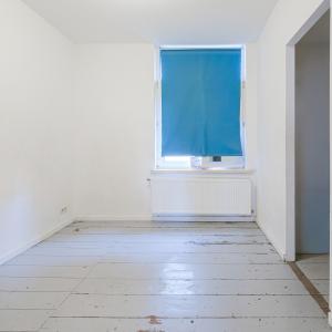 Pl. Louise: Immeuble de rapport rez commercial + 2 apparts