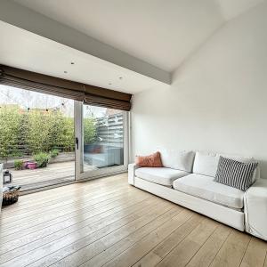 Haut de Saint-Gilles : Superbe duplex penthouse + terrasse