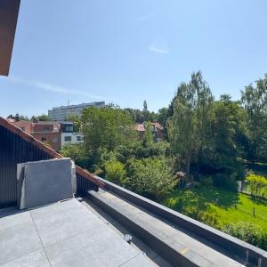 Saint Job/Lycée Français duplex 145m² 3ch + 2 terrasses