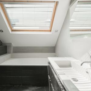 Lepoutre : Penthouse duplex 2 chambres, bureau et terrasses