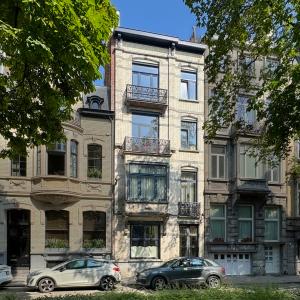 Lepoutre : Penthouse duplex 2 chambres, bureau et terrasses