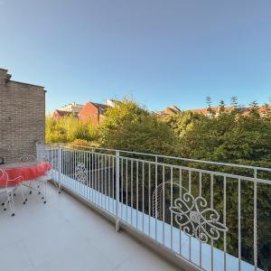 Splendide maison: jardin sud, double garage, prof. libérale