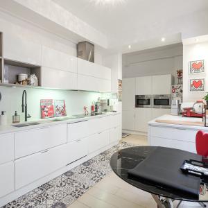 Pl. Stéphanie, superbe appartement 3 chambres + garage