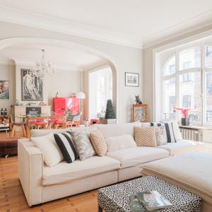 Pl. Stéphanie, superbe appartement 3 chambres + garage