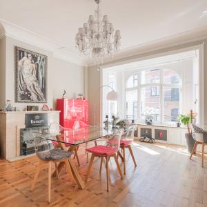 Pl. Stéphanie, superbe appartement 3 chambres + garage