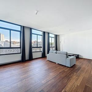 Toison d'Or : Superbe appartement meublé avec 1 chambre