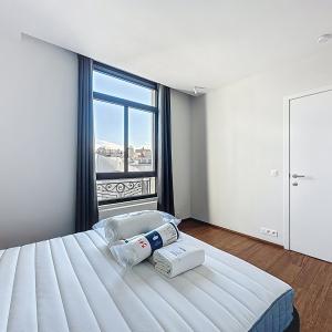 Toison d'Or : Superbe appartement meublé avec 1 chambre