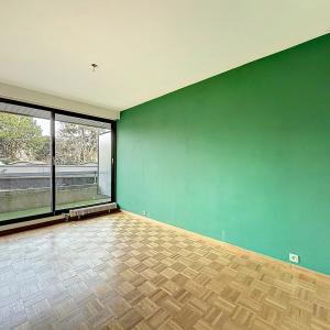 Defacqz : Bel appartement 2 chambres + terrasse