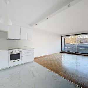 Defacqz : Bel appartement 2 chambres + terrasse