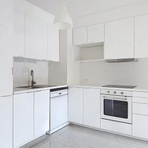 Defacqz : Bel appartement 2 chambres + terrasse