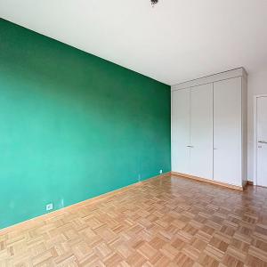 Defacqz : Bel appartement 2 chambres + terrasse