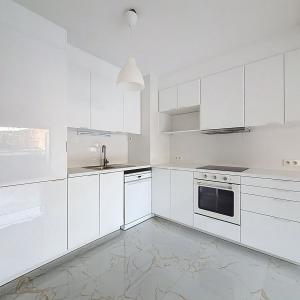 Defacqz : Bel appartement 2 chambres + terrasse