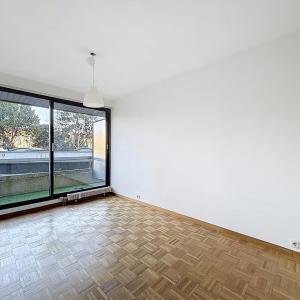 Defacqz : Bel appartement 2 chambres + terrasse