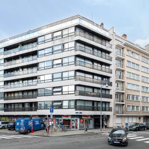 Defacqz : Bel appartement 2 chambres + terrasse