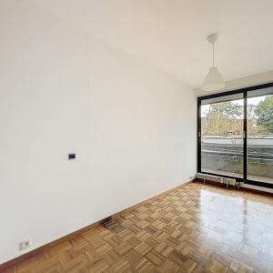 Defacqz : Bel appartement 2 chambres + terrasse