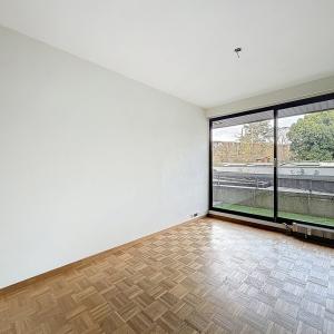 Defacqz : Bel appartement 2 chambres + terrasse