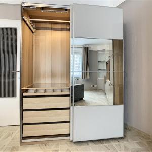 Mérode/Cinquantenaire - Studio meublé, équipé et rénové 