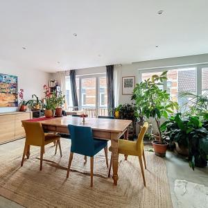 Parvis St Pierre - Magnifique appartement ± 127 m² + balcon