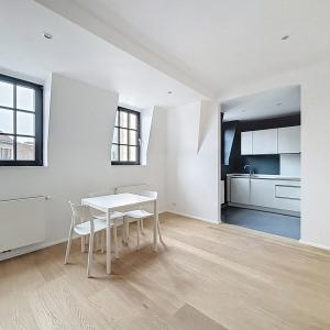 Sablon : Bel appartement 1 chambre remis à neuf