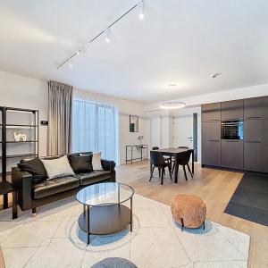 Montgomery/Cinquantenaire: Somptueux appartement meublé neuf