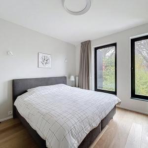 Montgomery/Cinquantenaire: Somptueux appartement meublé neuf